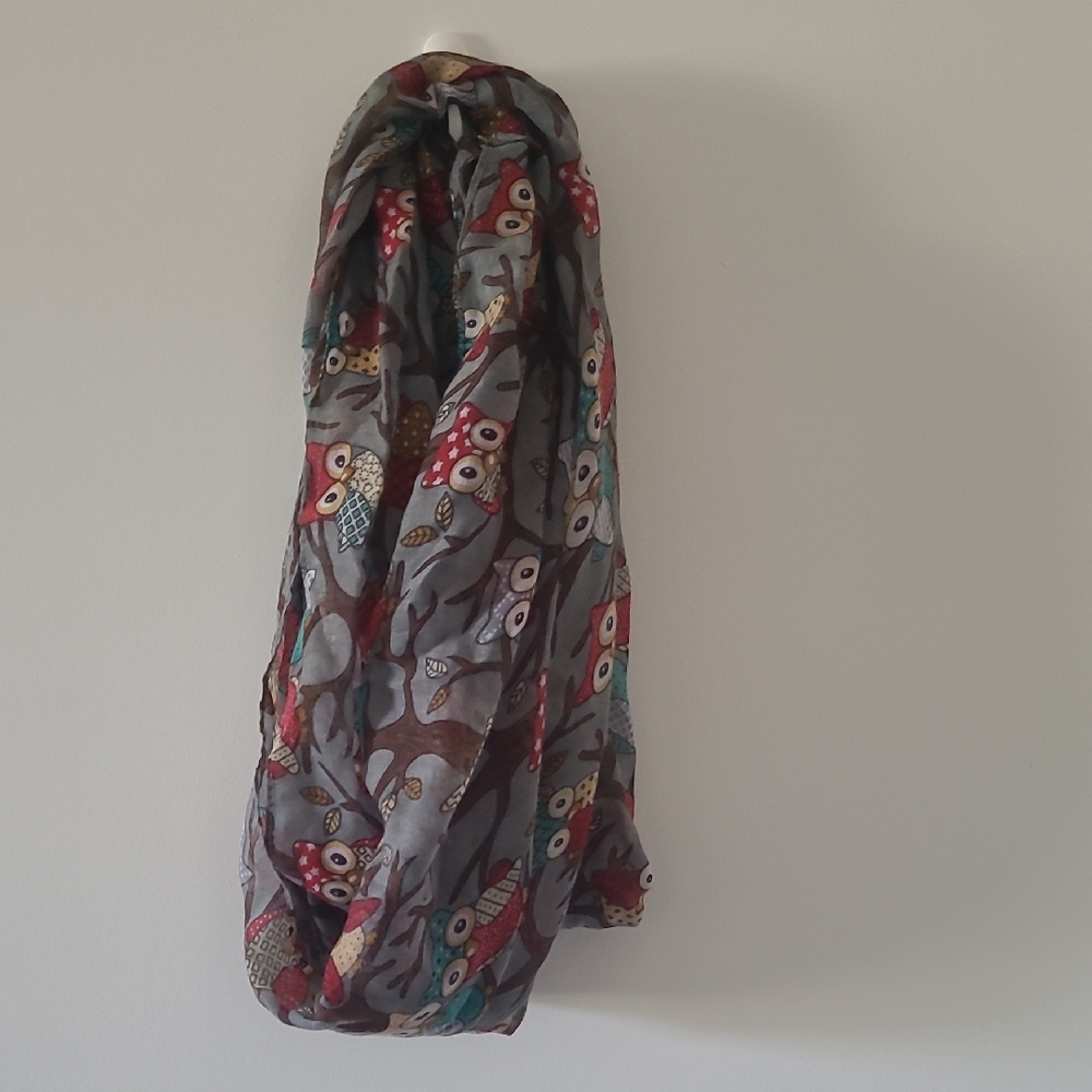 Vivian & Vincent Owl Infinity Scarf